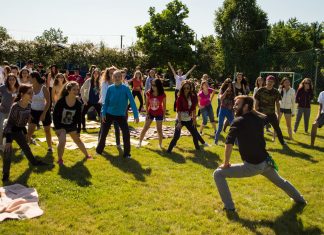 Vine vara, hai in tabara!