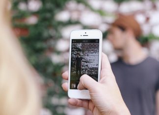 Nomofobie: pericolul dependentei de telefoane mobile