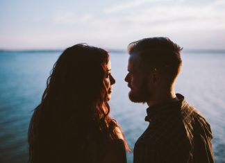 Cum sa faci o femeie sa se simta frumoasa