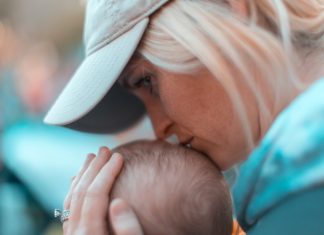 136 Mesaje De 8 Martie