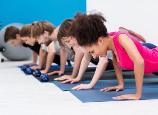 Ce muschi sunt lucrati facand flotari?