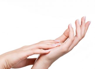 Pupinel pentru sterilizare eficientă si acetona pentru unghii sănătoase